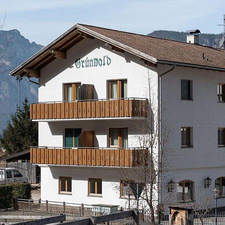 Hotel Gruenwald Salorno Exterior foto